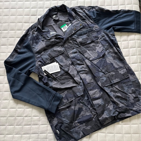 Nike Men's Navy Camouflage Field Jacket - Picture 1 of 6
